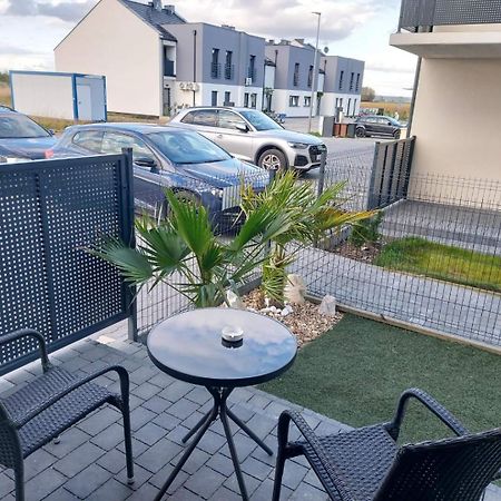 Apartament Sunset Leszno 莱什诺 外观 照片